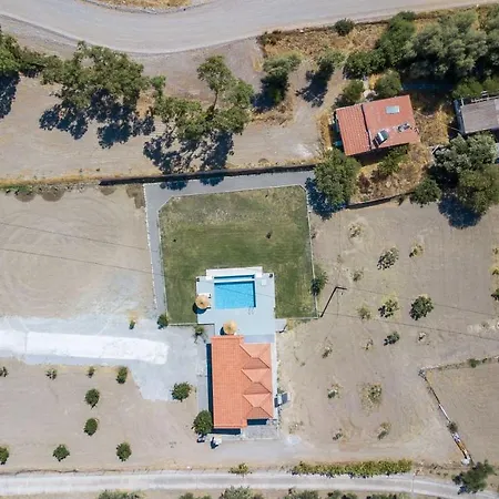 بيت للعطل Luna Rossa Beachhouse *