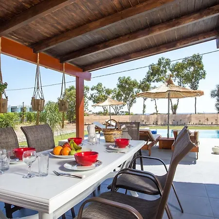 Luna Rossa Beachhouse