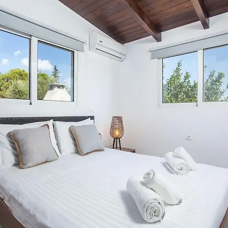 بيت للعطل Luna Rossa Beachhouse