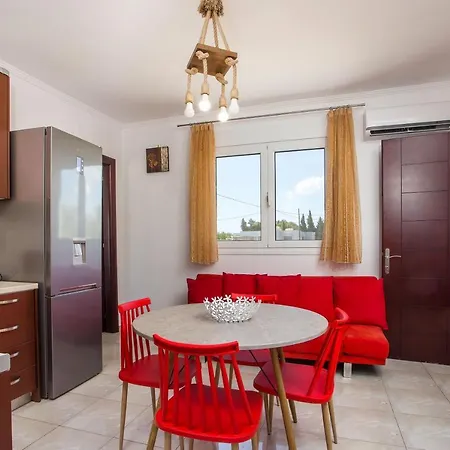 Luna Rossa Beachhouse بيت للعطل